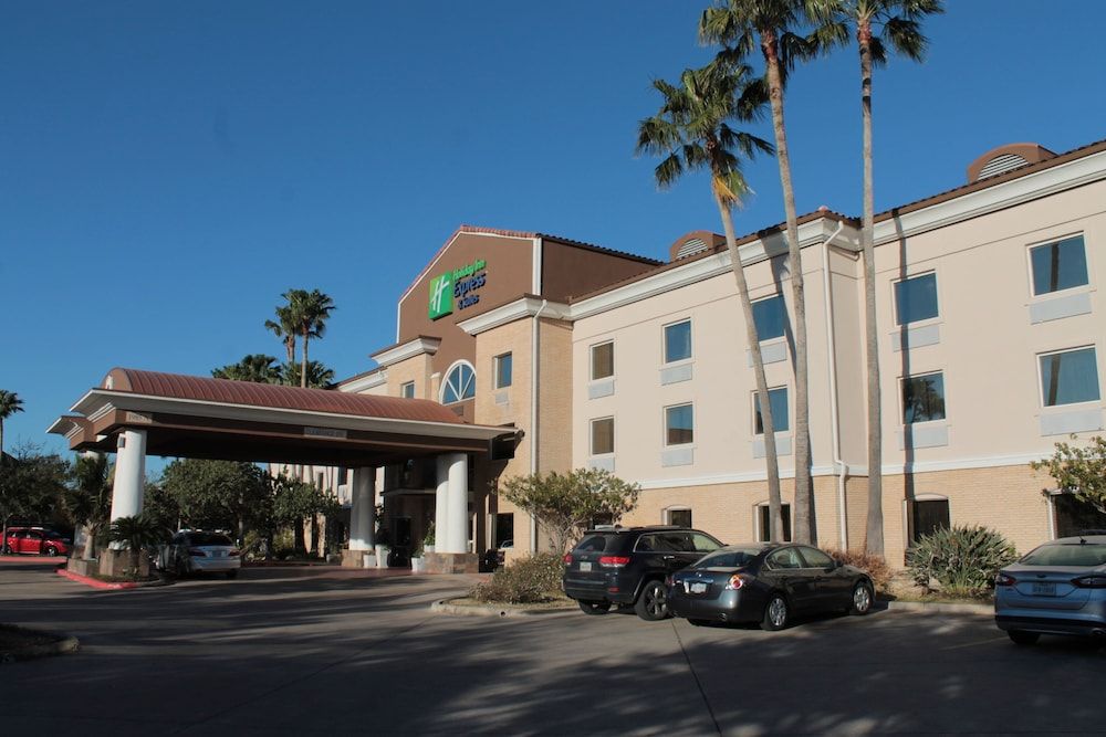 Holiday Inn Express & Suites BROWNSVILLE by IHG 1