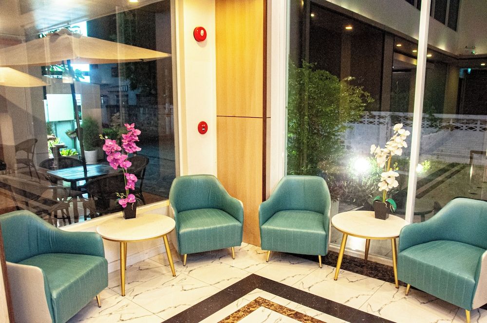 HT9 Hotel 2