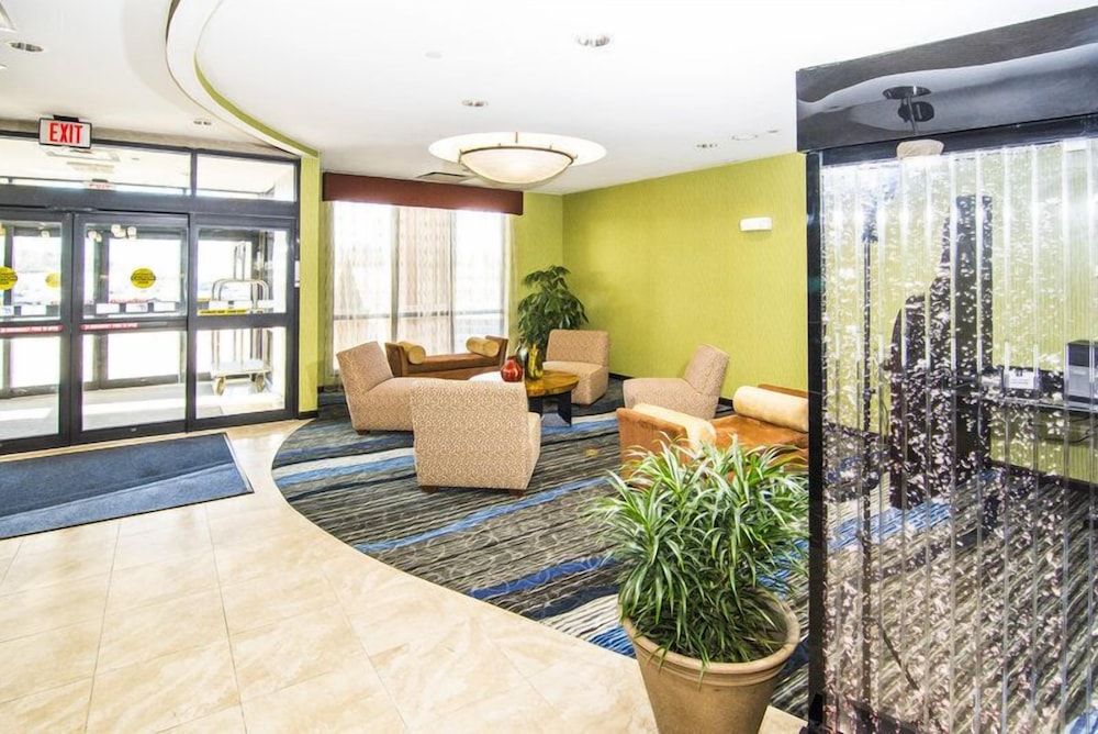 Holiday Inn Express & Suites ELKTON - UNIVERSITY AREA by IHG 2