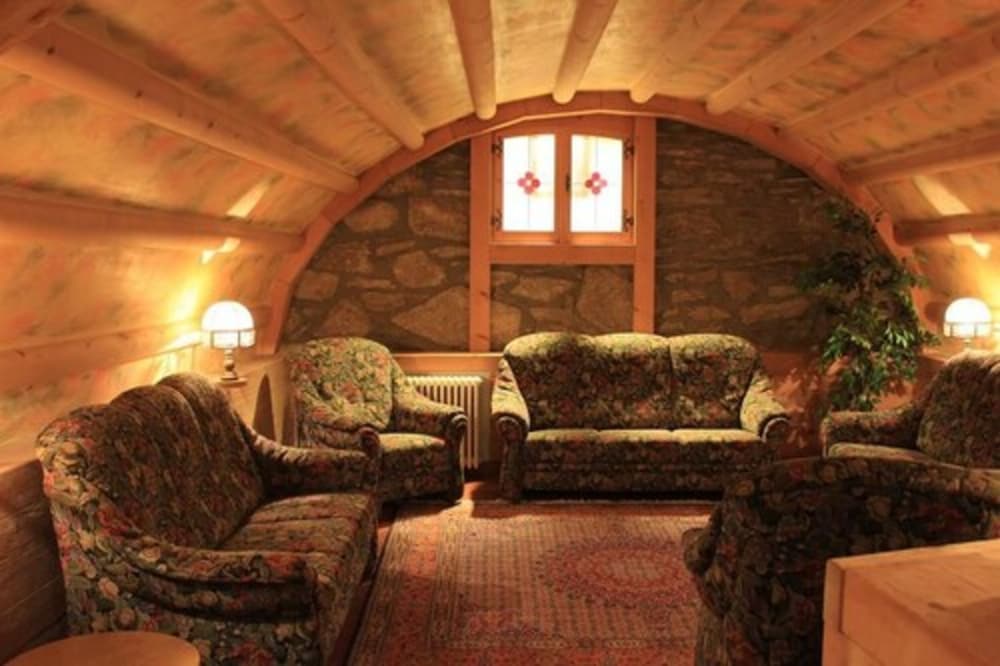 Hotel Ottoz Meublé 2