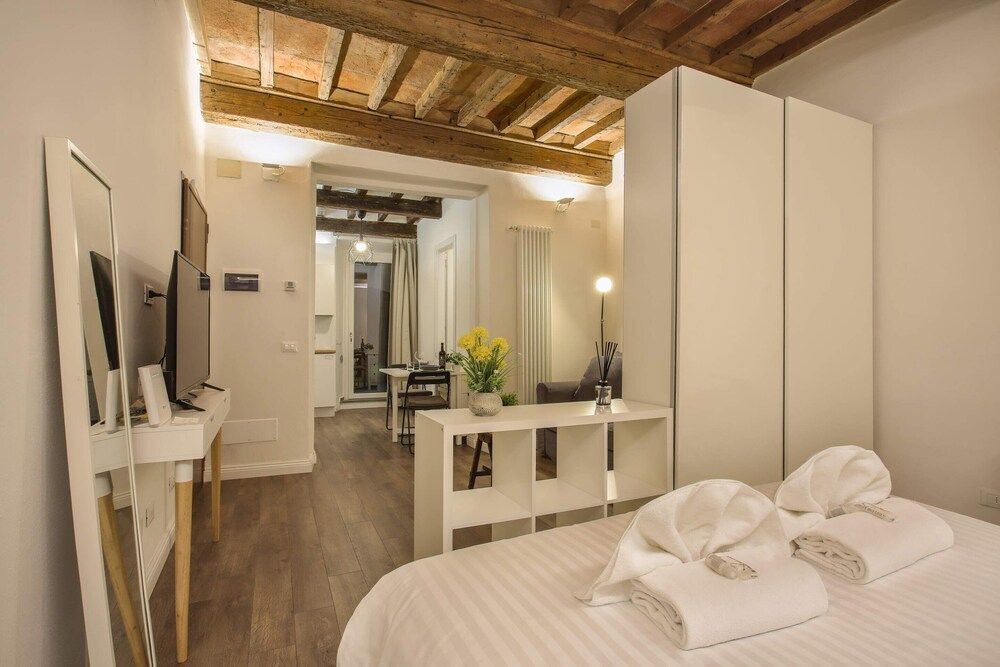 Oltrarno Suite in Florence 2