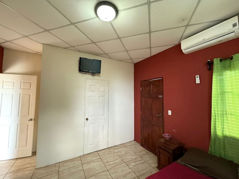 Villalobos Hotel Managua 2