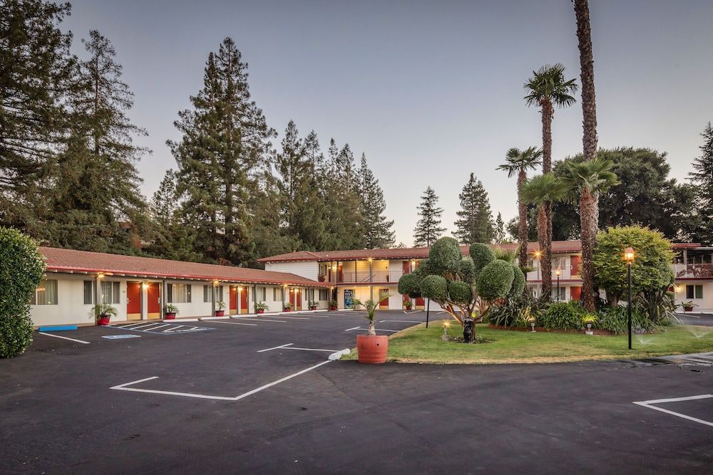 The Palo Alto Inn 1