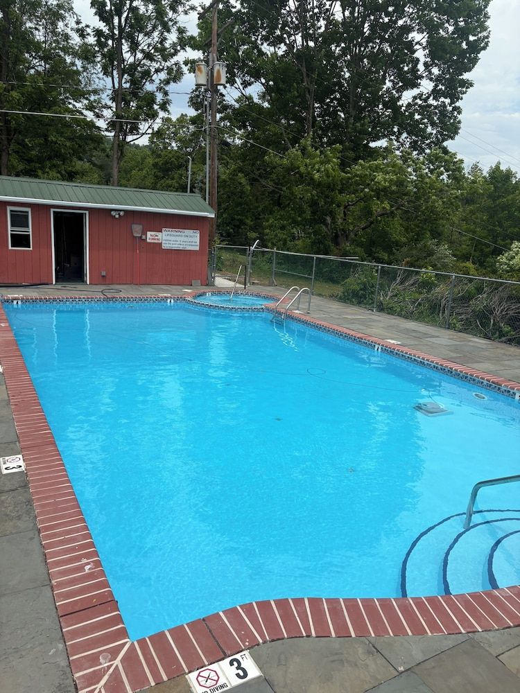 Glenwood Inn - Stroudsburg 1