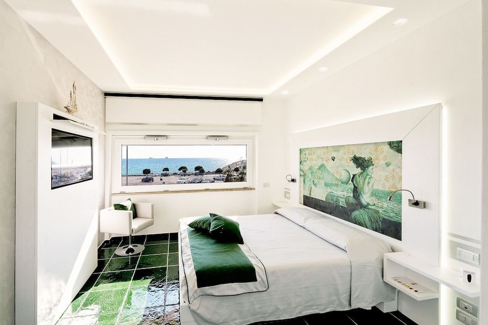La Madegra Seasuite 1