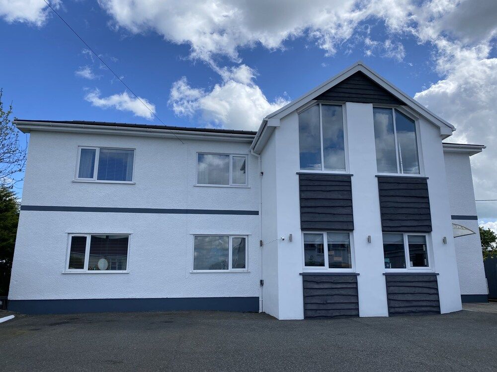 Gwynfryn Guest House 1