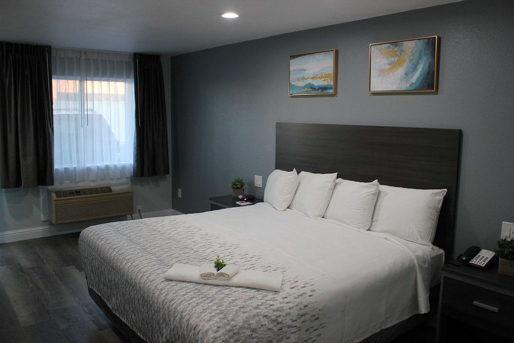 SureStay Hotel by Best Western Chowchilla Yosemite 1