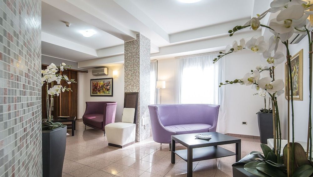 Hotel Luna 2