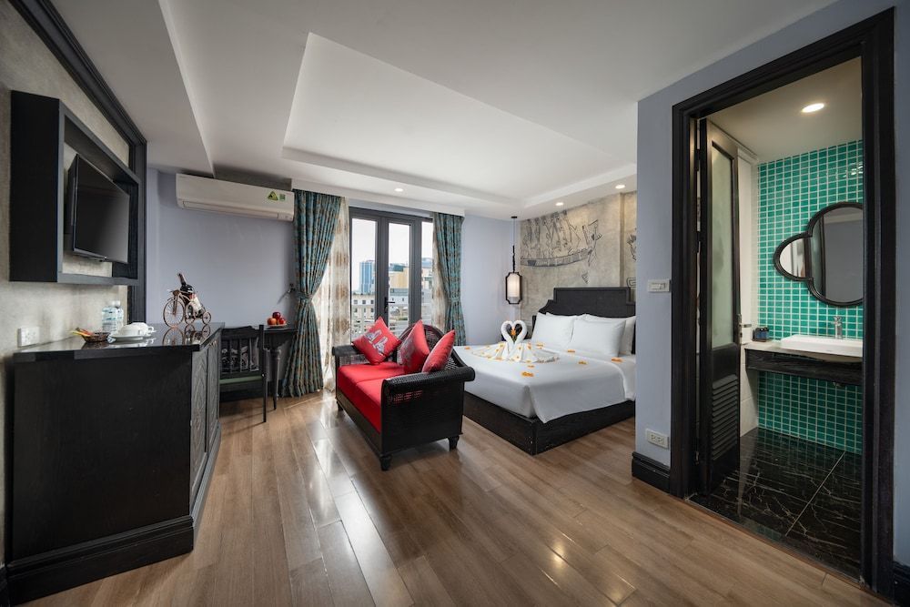 Royal Signature Hotel Hanoi 1