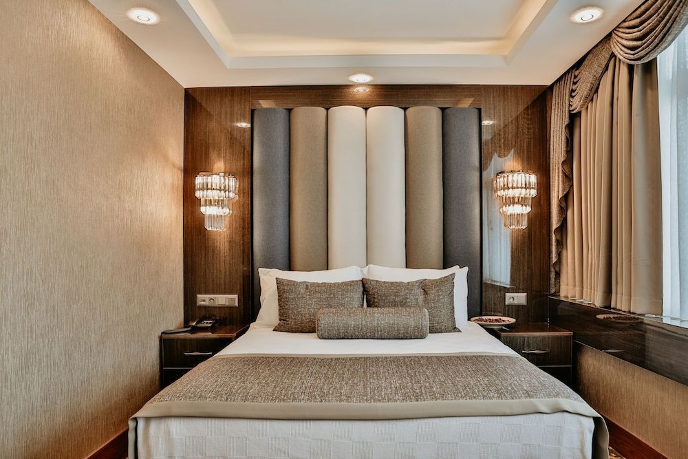 Otel Grand Lark İstanbul 1