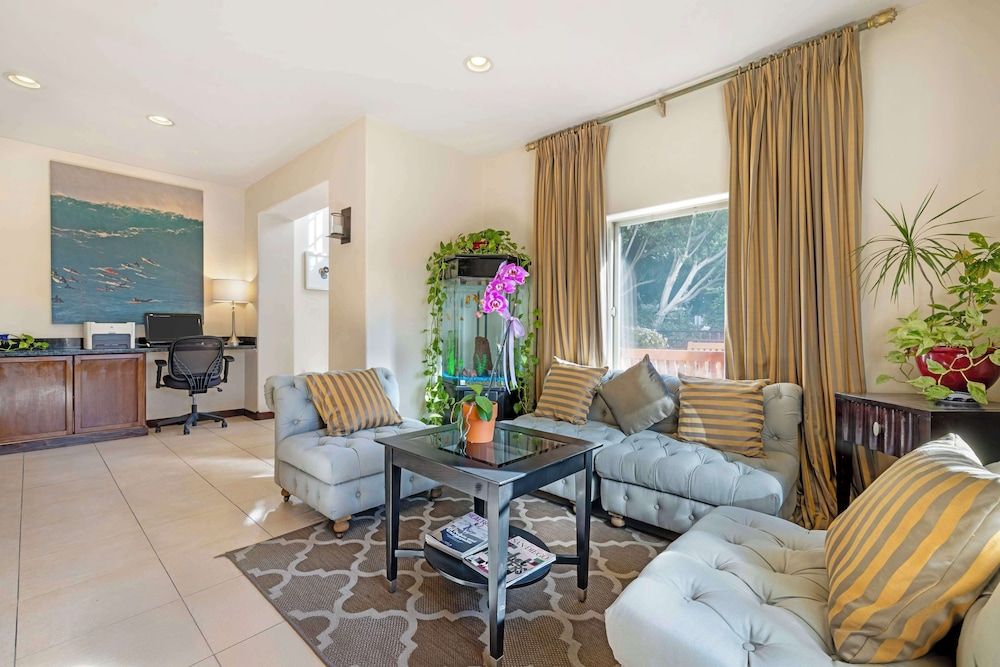 Best Western Downtown San Diego 2