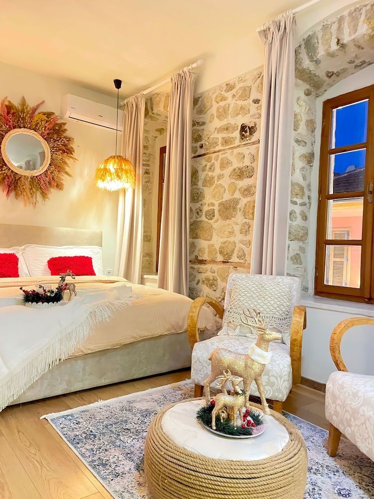 Bohemian Boutique Suites 1