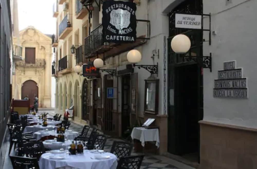 Hotel Hermanos Macias 1