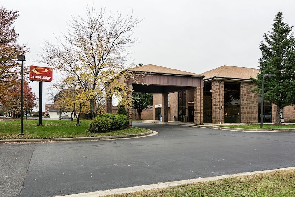Econo Lodge Andrews AFB 1