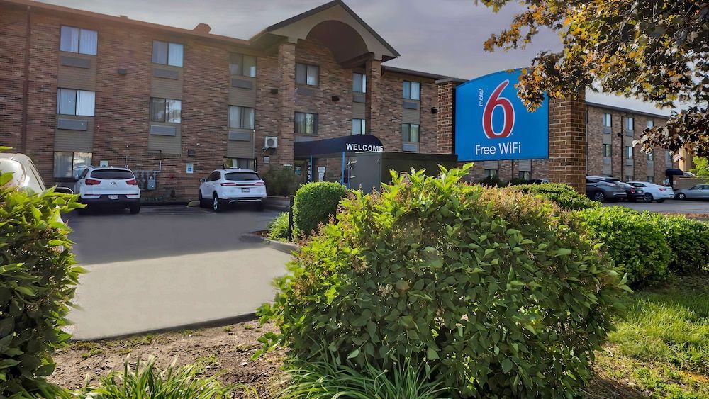 Motel 6-Milwaukee, WI - Glendale 1