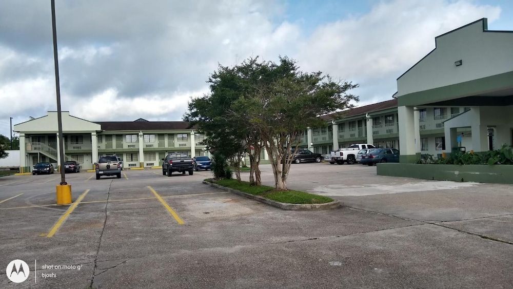 Highland Inn Denham Springs - Baton Rouge East 1