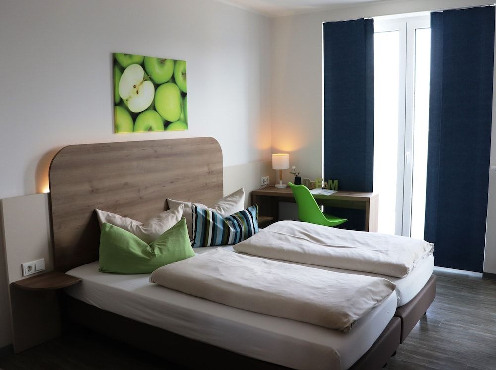 Hotel M24 - Alle Zimmer mit Küchenzeile & Self-CheckIn 1