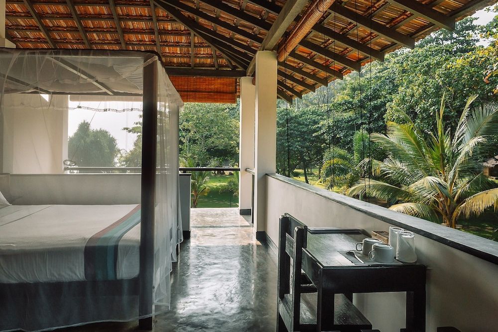 Talalla Retreat 1