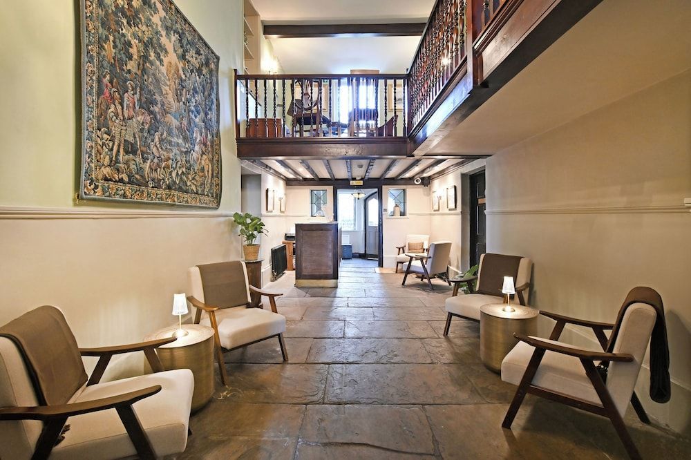 Stanton Manor Hotel 2