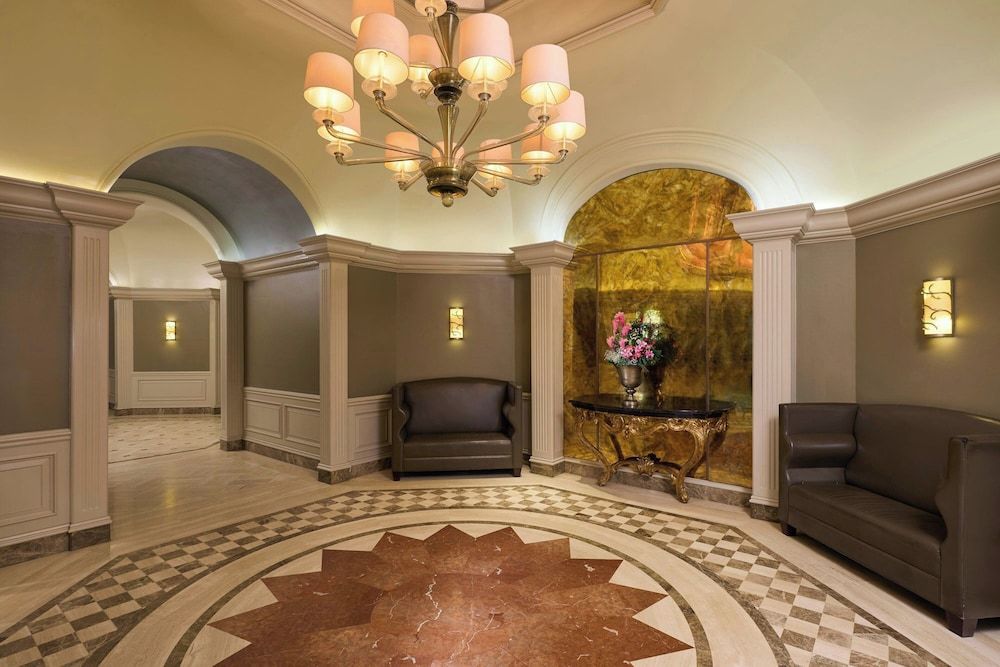 Houston Grand Hotel - River Oaks 2