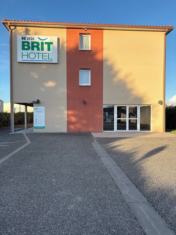 Brit Hotel Confort Villeneuve Sur Lot 1