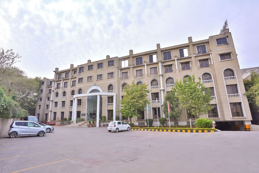 Avari Xpress, Islamabad 1