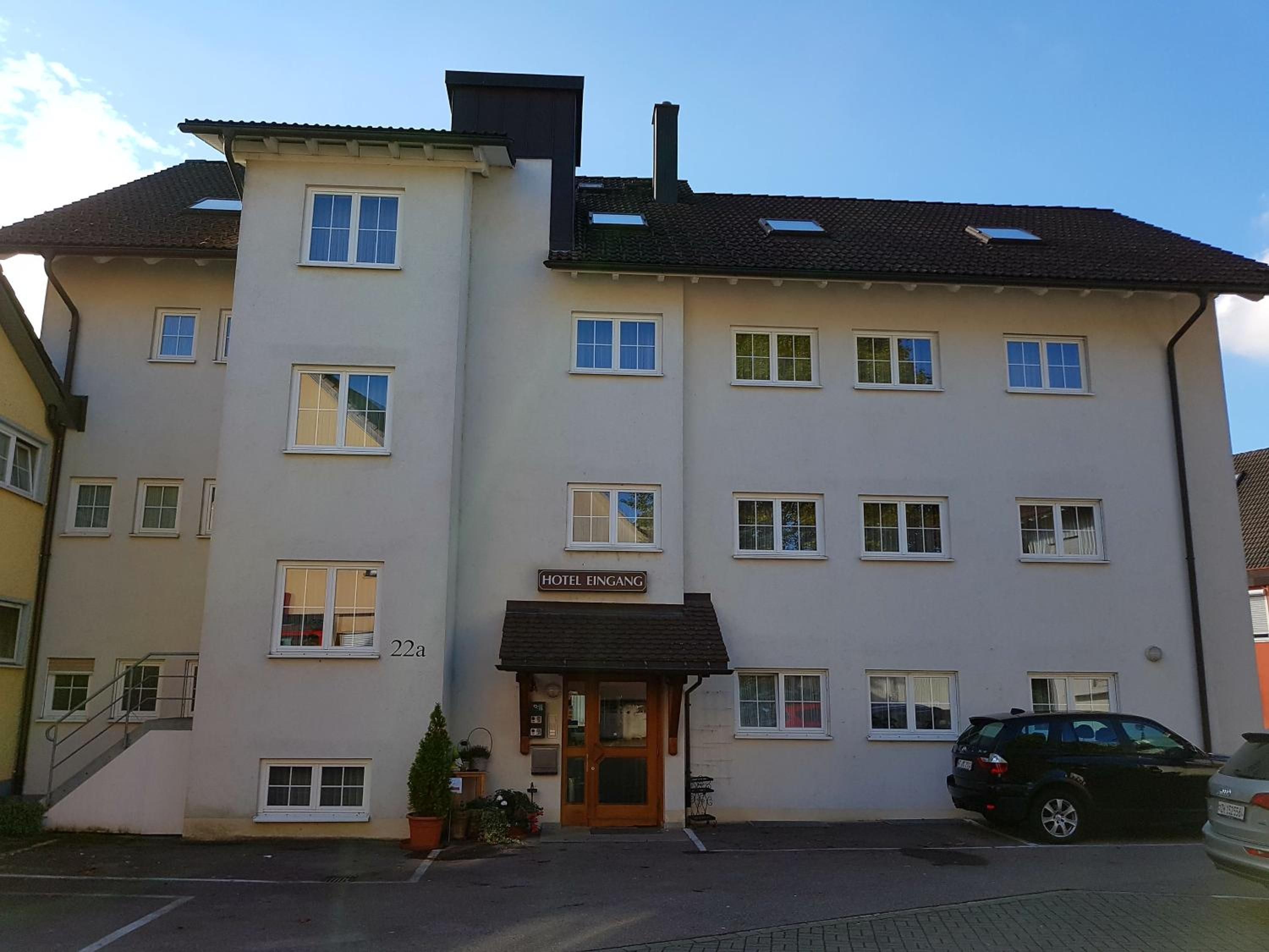 Hotel-Restaurant Zum Loewen 2
