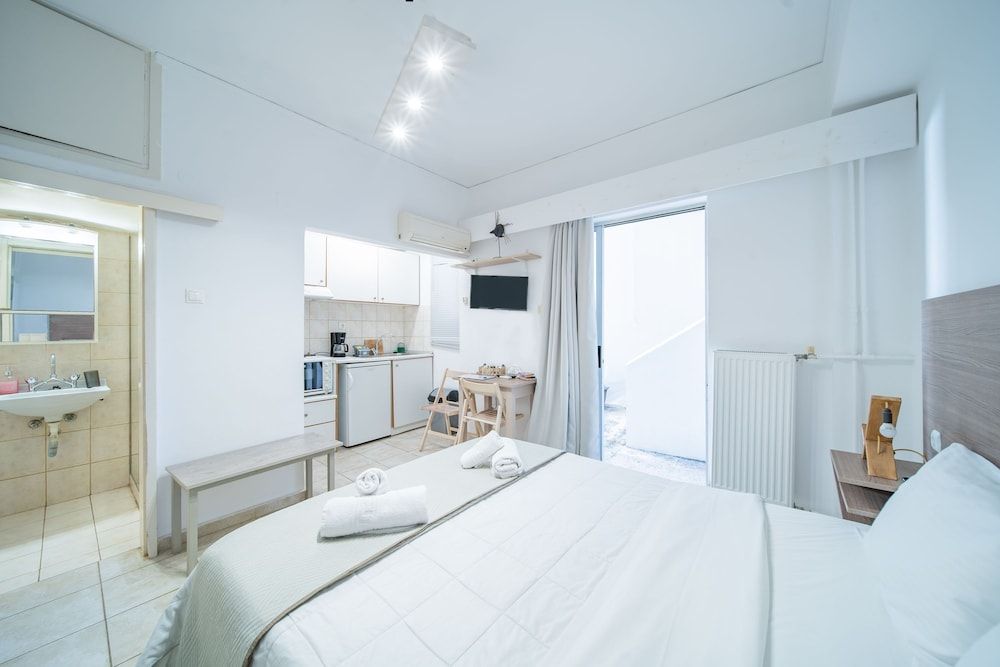 City Center Studios by Cretan Houses 1