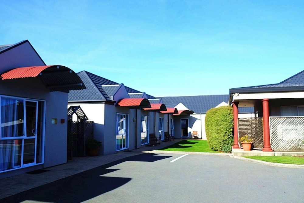 Airport Birches Motel 1