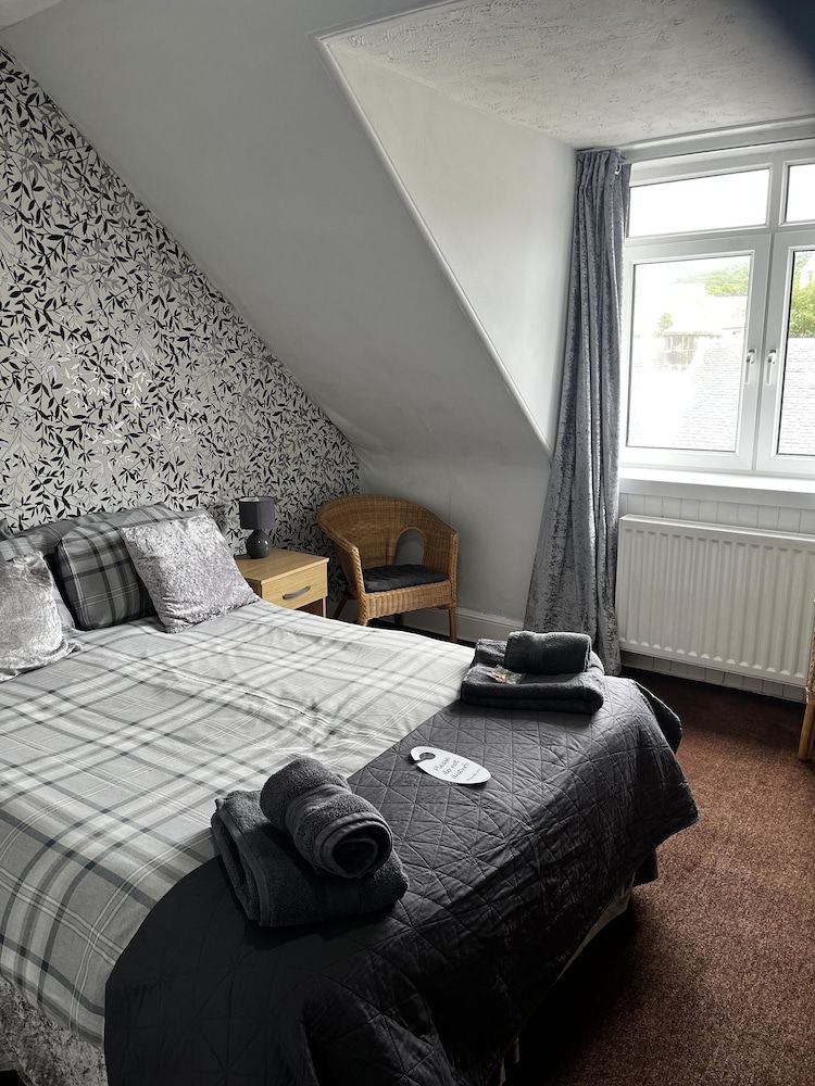 Dunarle Guesthouse 2