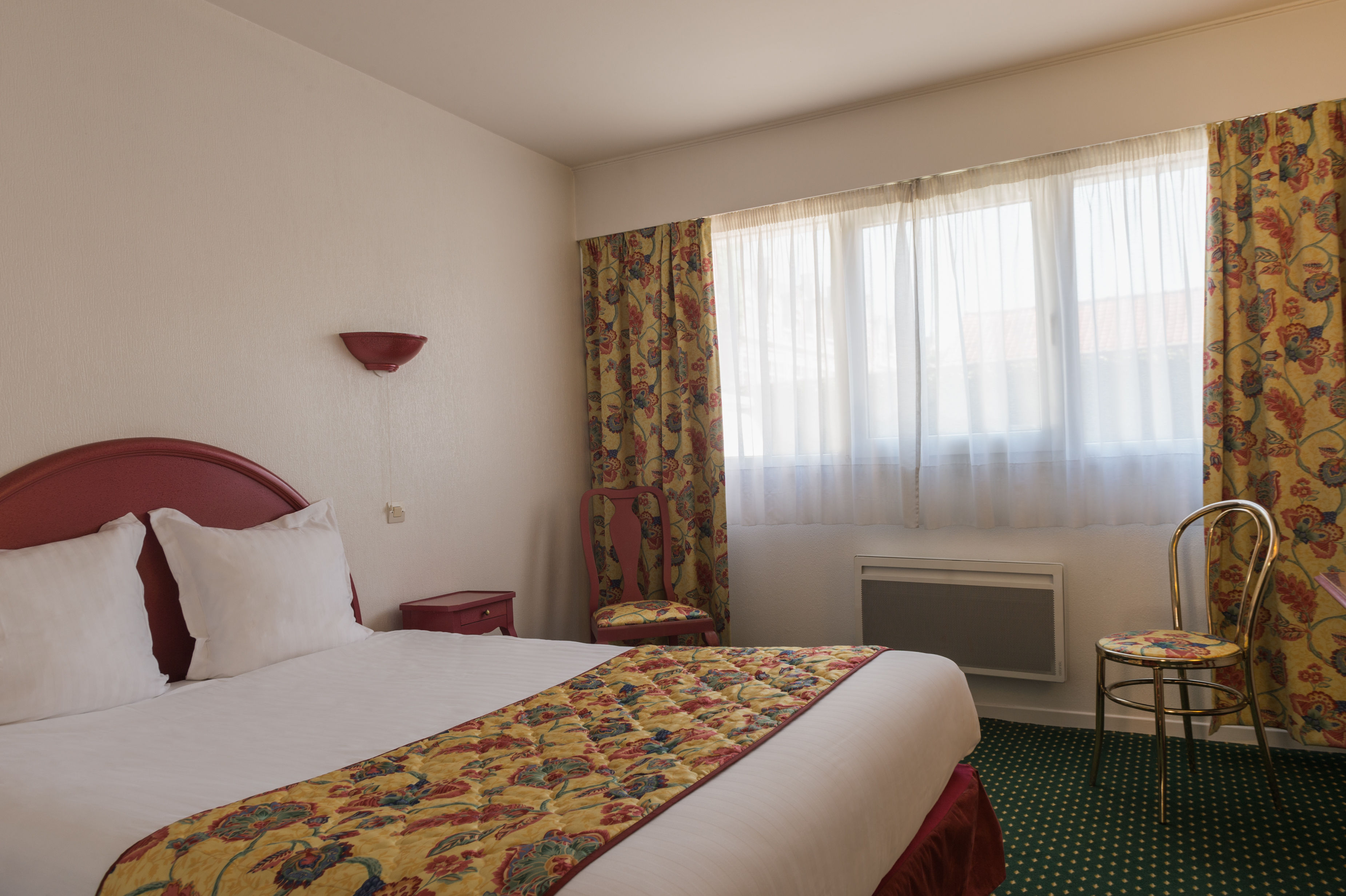 LOGIS - Belle Hôtel, Lille-Ouest 1