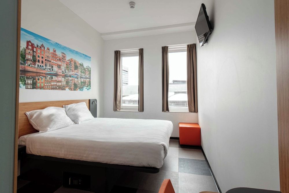 easyHotel Amsterdam Arena Boulevard 1