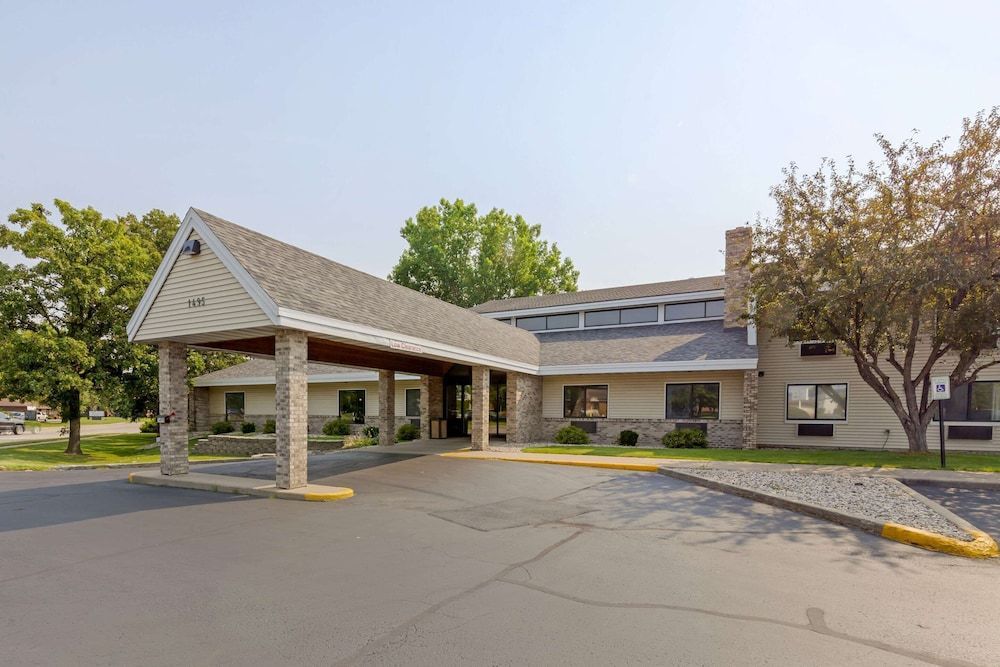 Quality Inn Oshkosh Aviation Park 1