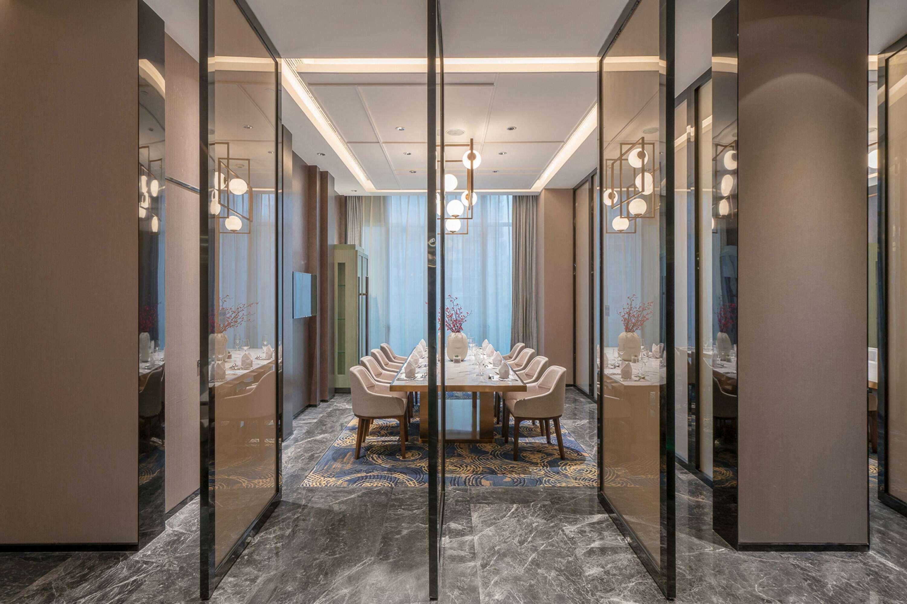 Howard Johnson Wyndham Downtown Hotel Chongqing 2