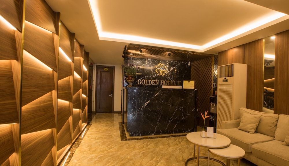 Golden Hotel 2