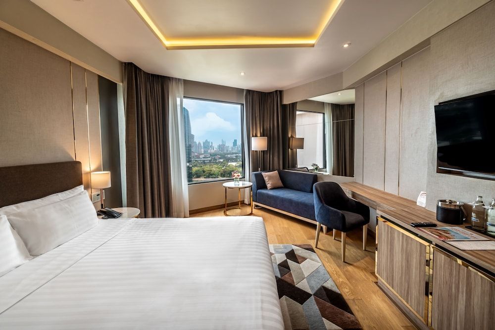Rembrandt Hotel Bangkok 1