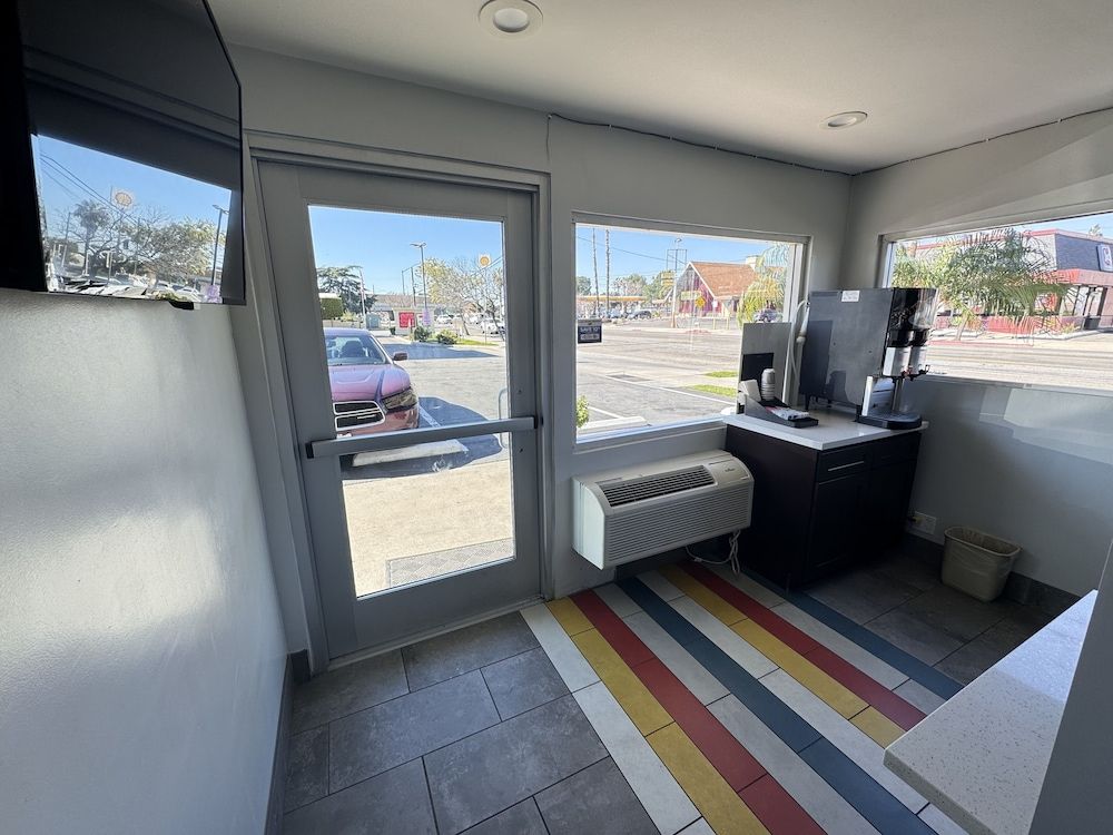 Motel 6 Ontario, CA - Airport 2
