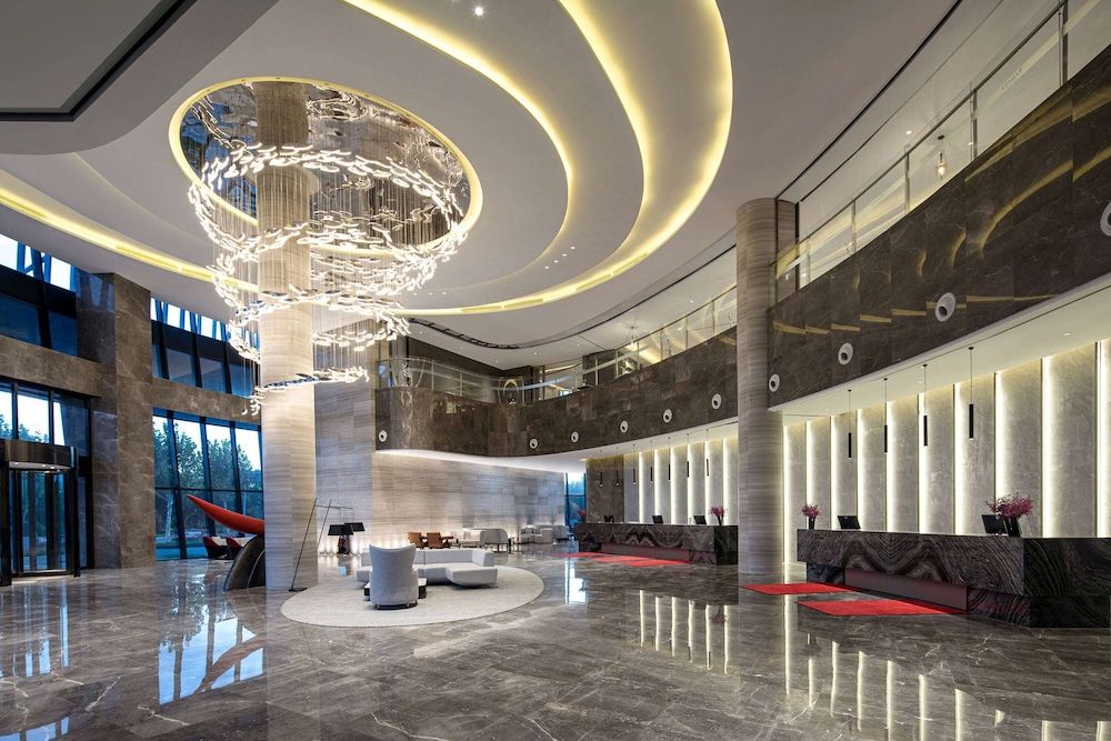 Ramada by Wyndham Pinghu 2