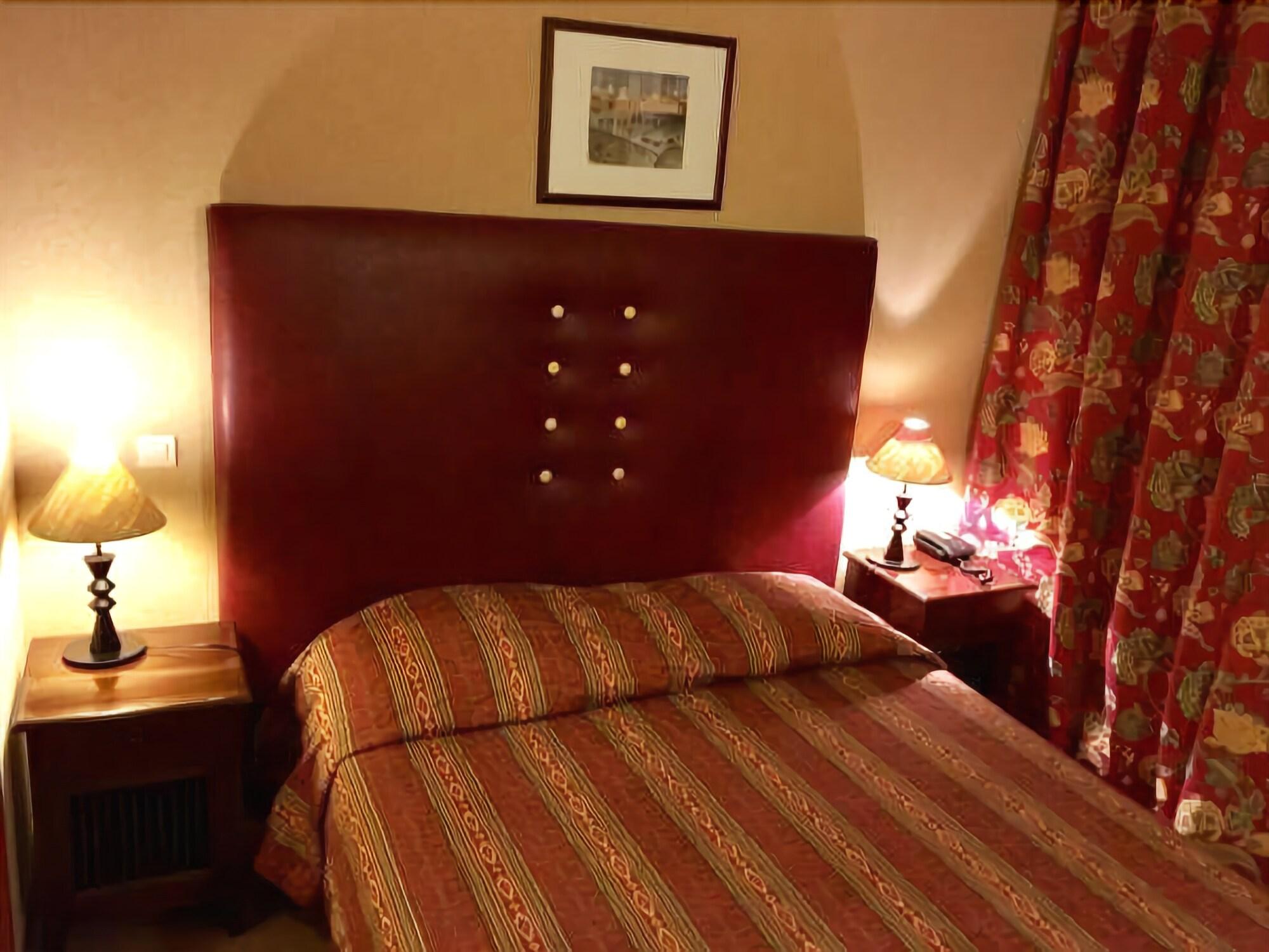 Les Hotels Dorele 1