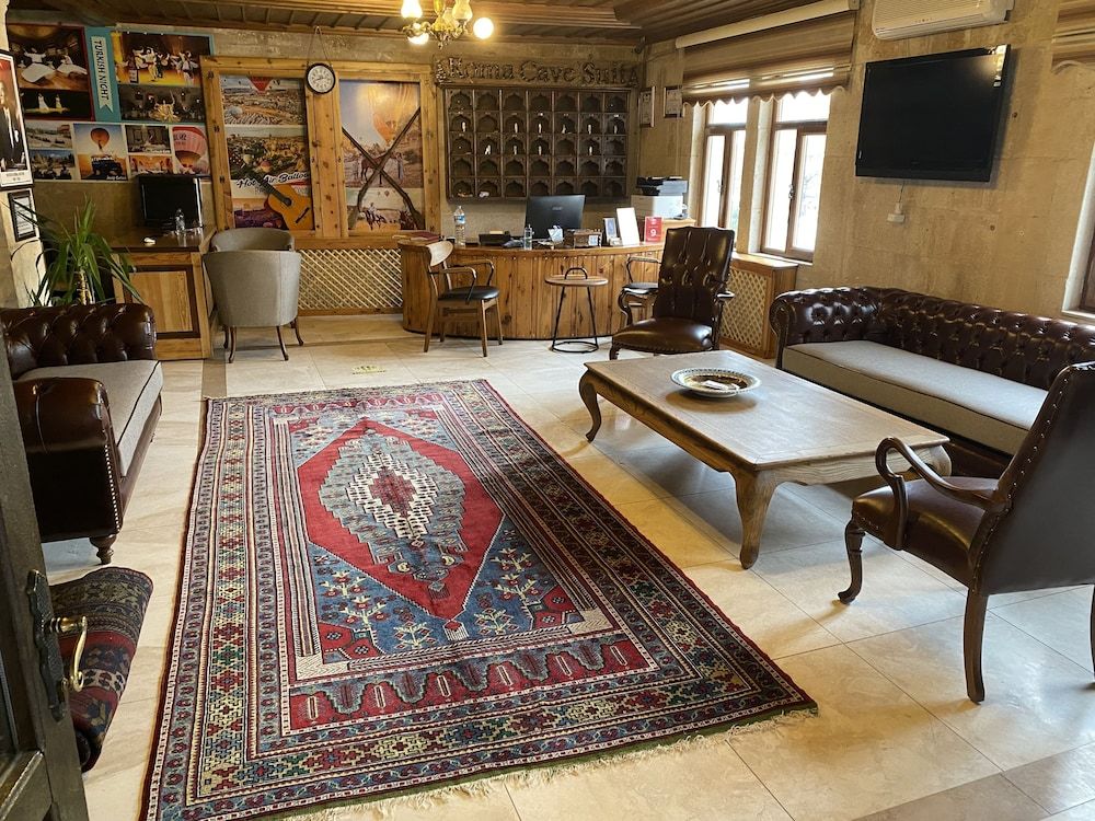 Roma Cave Suite 2