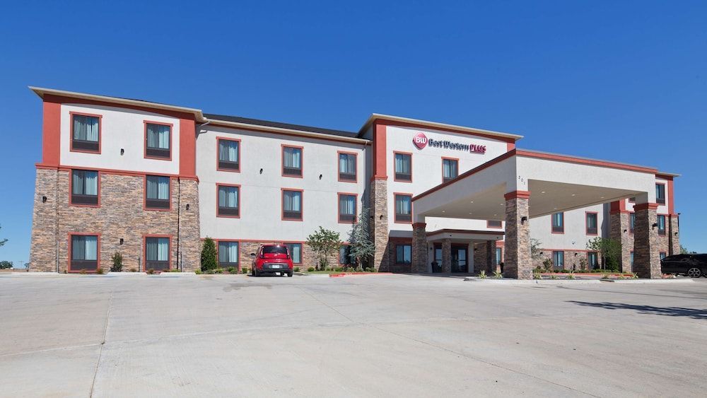 Best Western Plus Wewoka Inn & Suites 1
