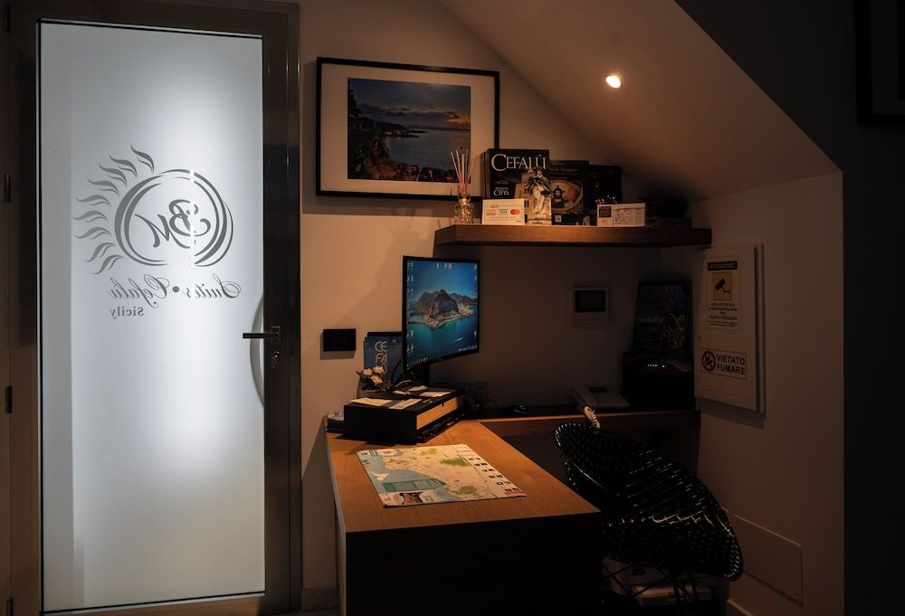 BM SUITES CEFALU 2