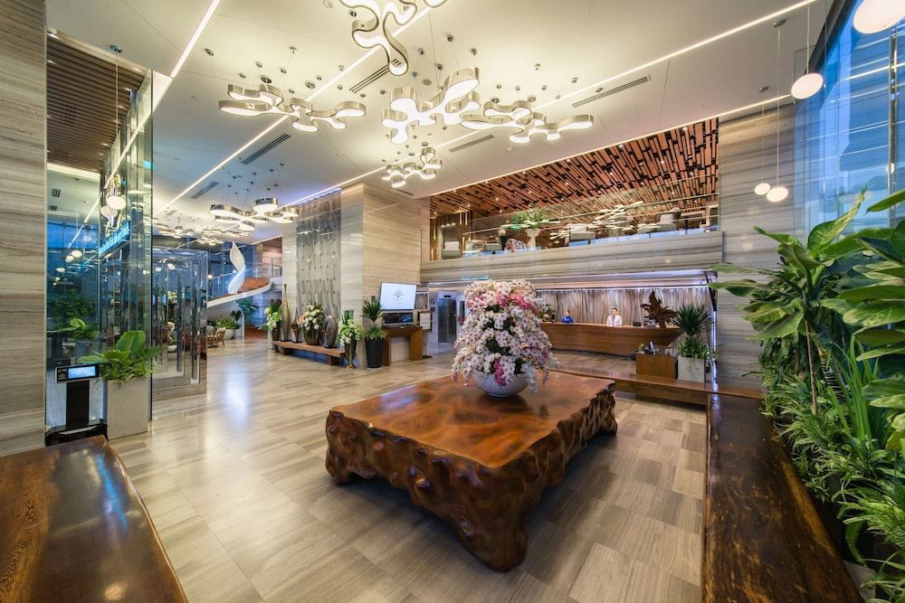 Queen Ann Nha Trang Hotel 2