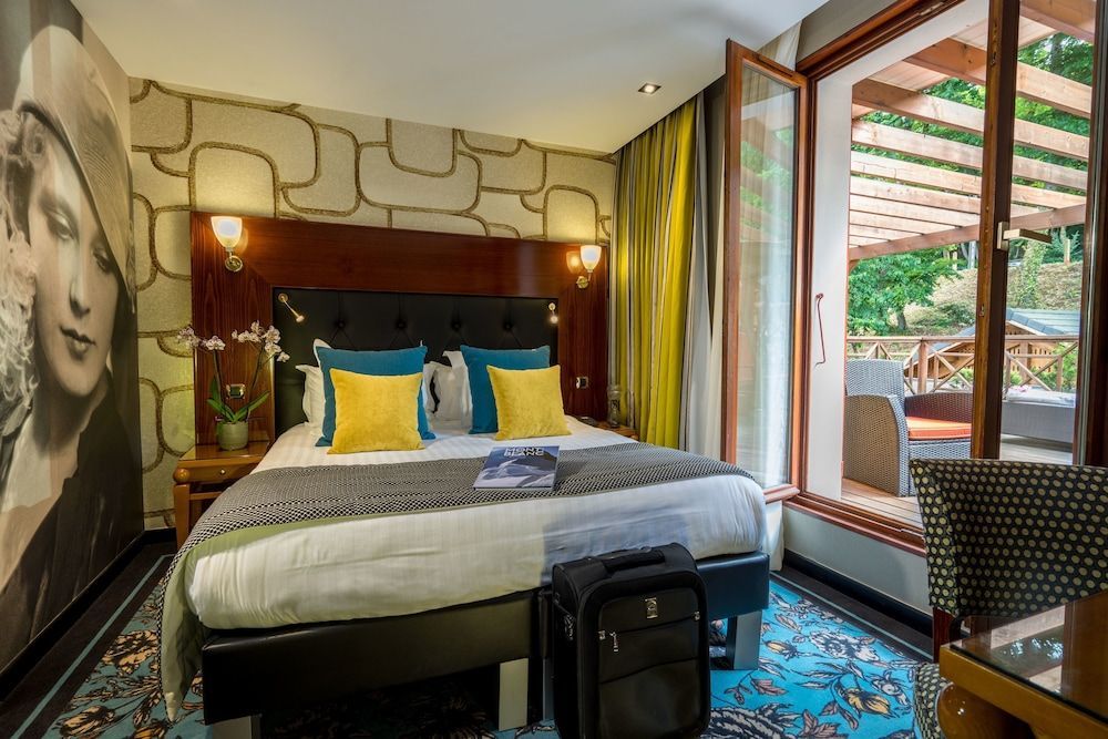 Les Trésoms Lake and Spa Resort 2