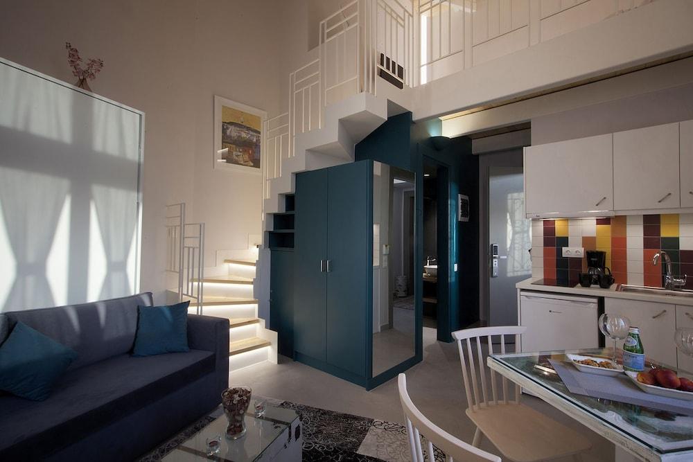 Ether Loft Suites 1