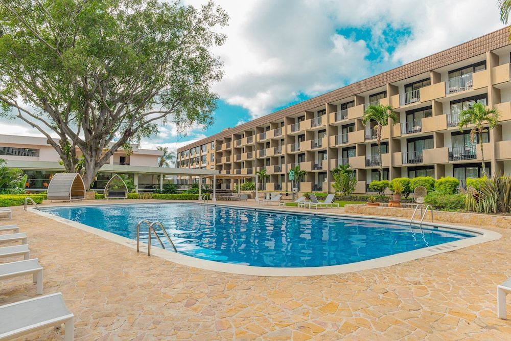 Irazú Hotel & Studios 1
