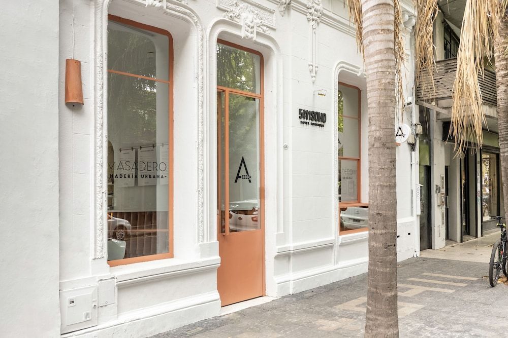 5411 Soho Hotel 1