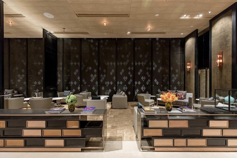 Hyatt Regency Bangkok Sukhumvit 2