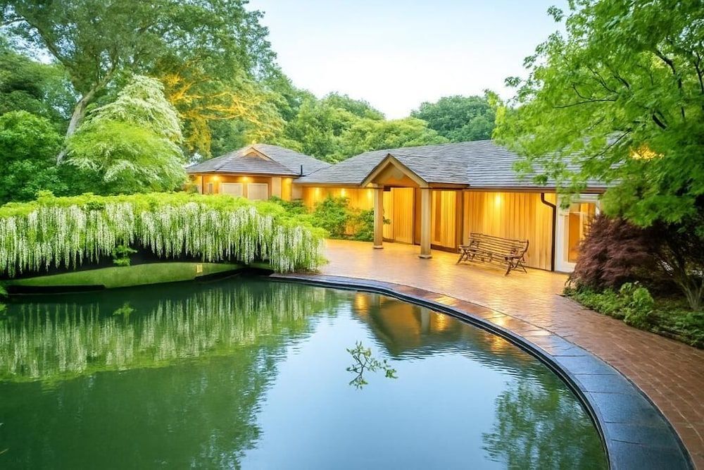 Pinetum Garden Cottages 1