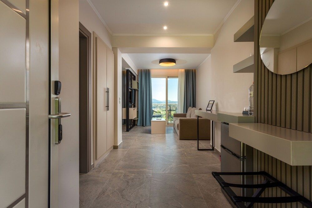 Corfelia Seaview Suites 2